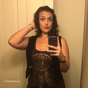 Meet your Posher, Traci